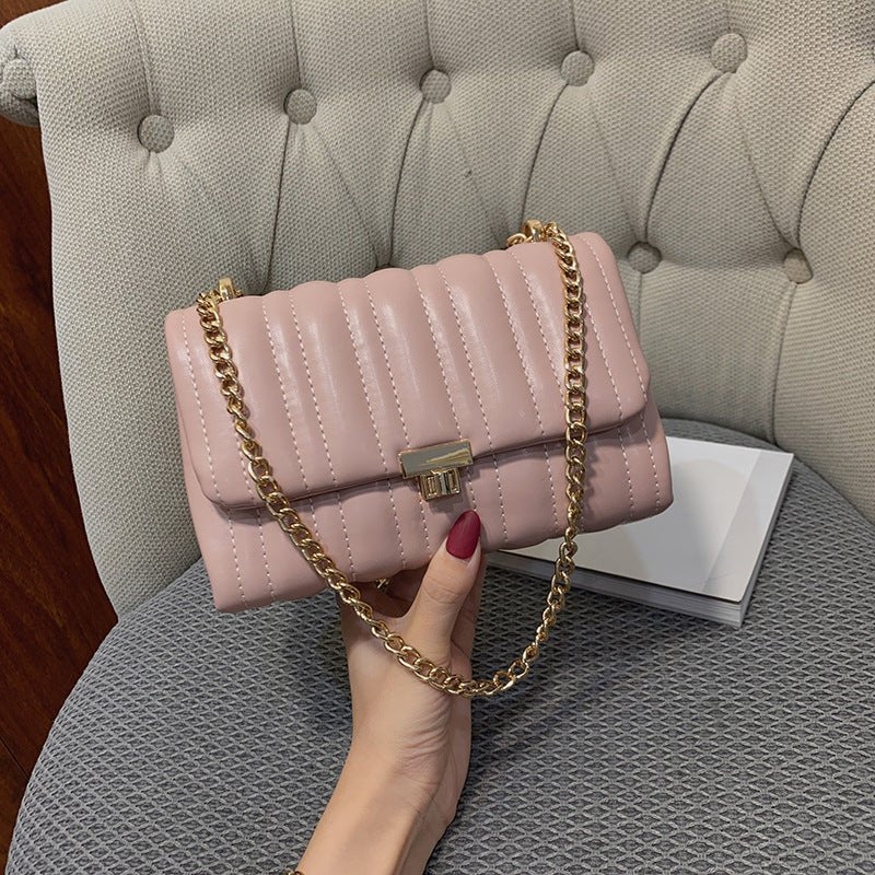 Fashionable Chain Crossbody Bag for Women - Luna BR wear co.