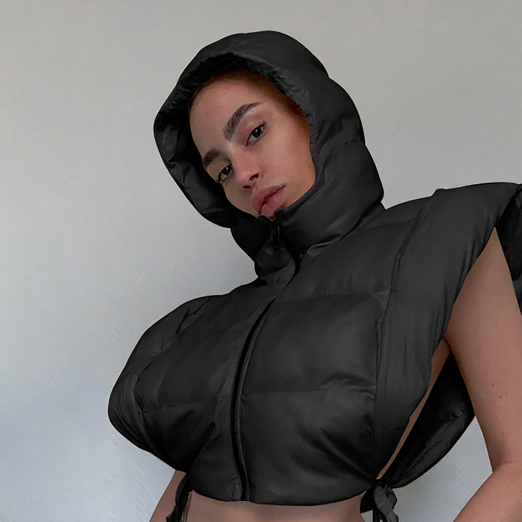 Fashionable Women's Autumn Hooded Jacket with Side Slits - Luna BR wear co.