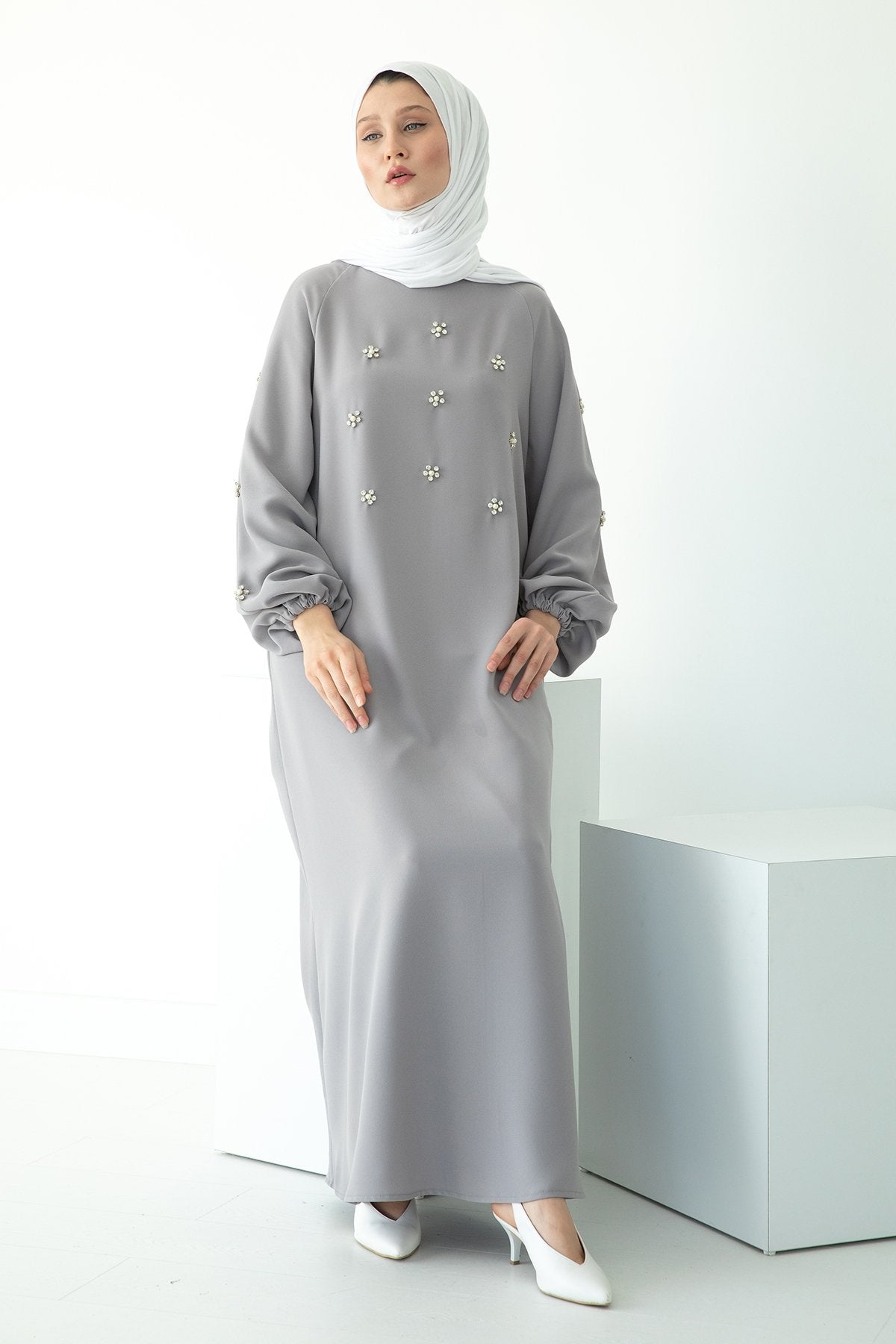 Hand-Sewn Diamond Insert Dress for Ramadan (BA717) - Luna BR wear co.